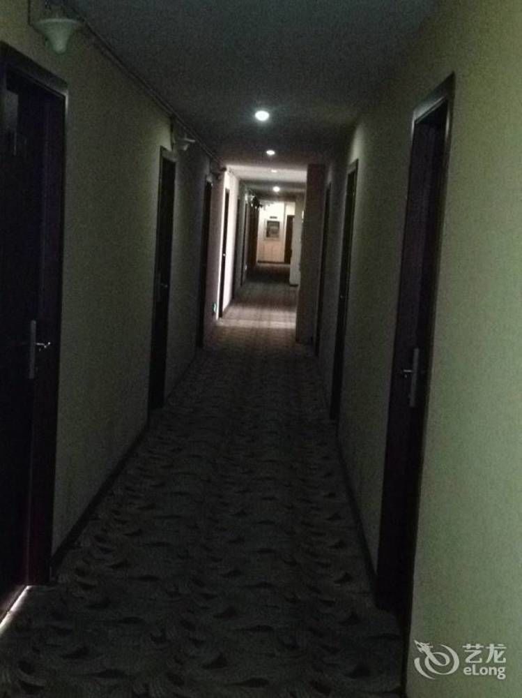 Yinhao Business Hotel Dazhong Extérieur photo